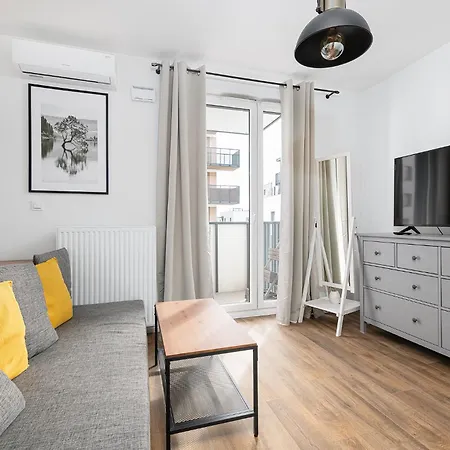 Rentplanet - Wola Apartment *